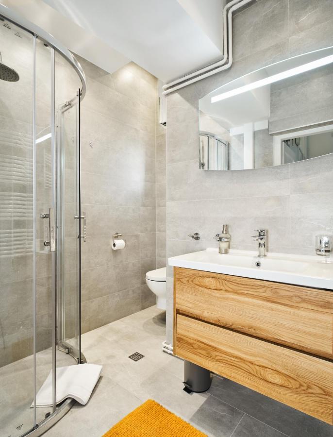 City Twenty 2Bdr Apartment By Irundo ซาเกร็บ ภายนอก รูปภาพ